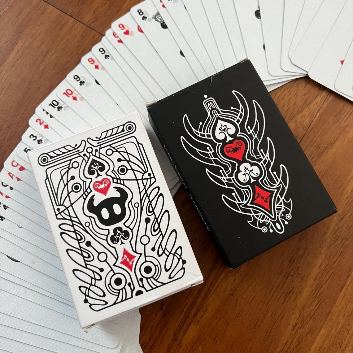 Hollow Knight Standard Poker C - Board Game Card 评论和价格